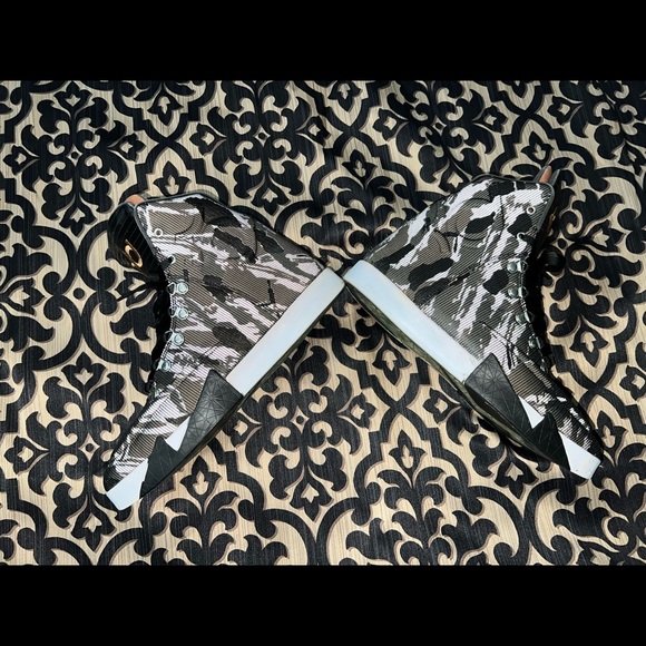 KD 6 LIFESTYLE (REFLECTOR CAMO) - Picture 5 of 9